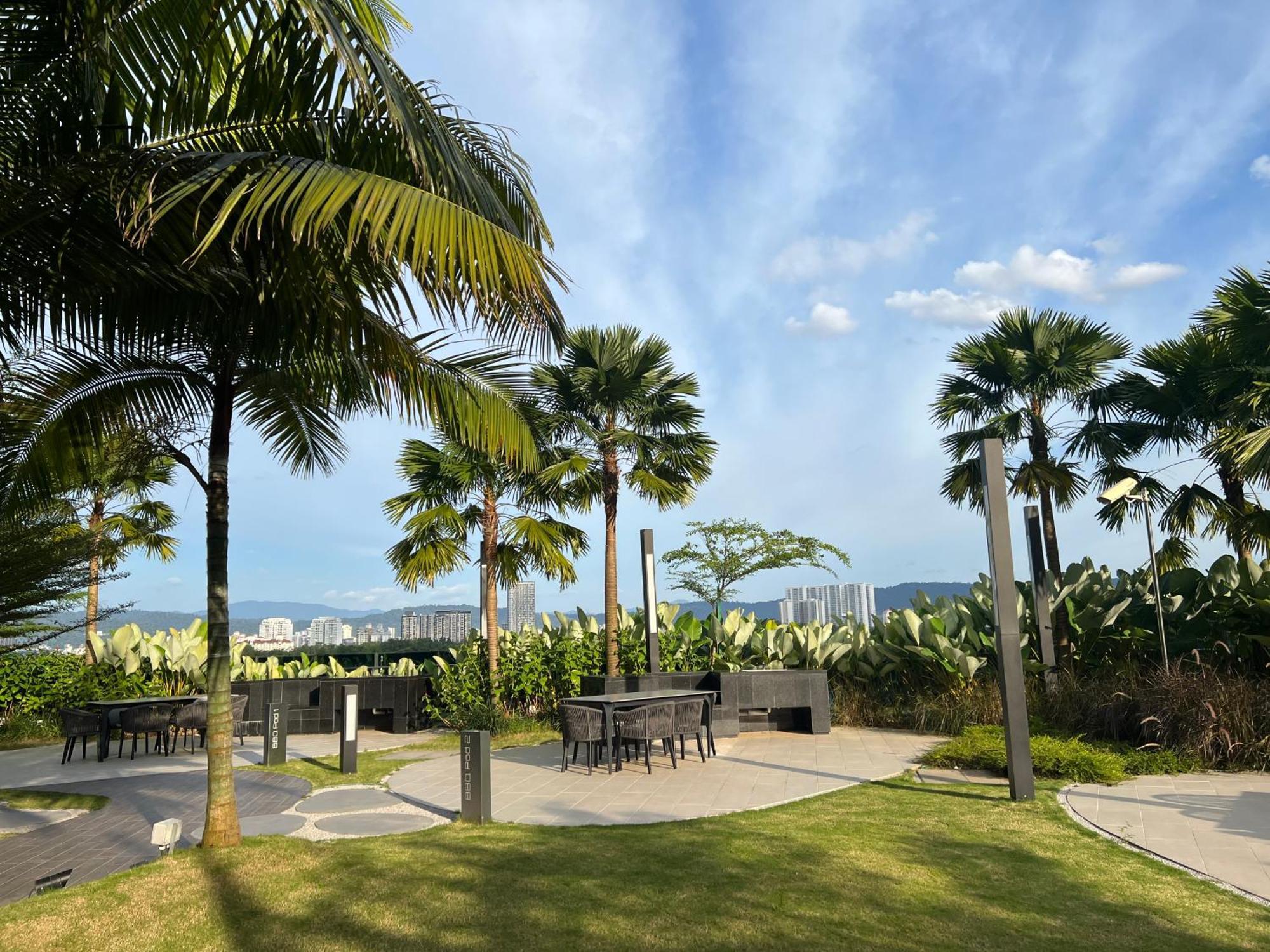 Eaton Residence Klcc Куала Лумпур Екстериор снимка