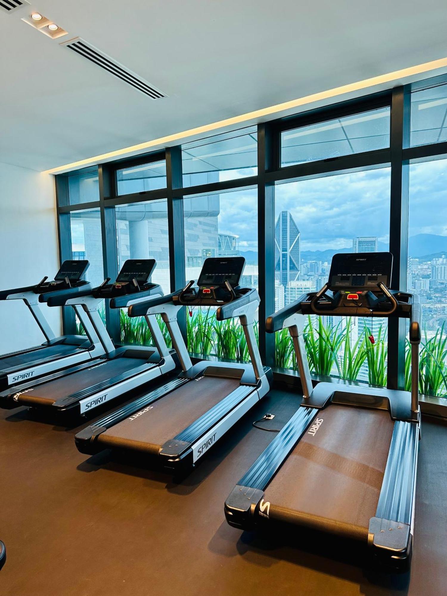 Eaton Residence Klcc Куала Лумпур Екстериор снимка