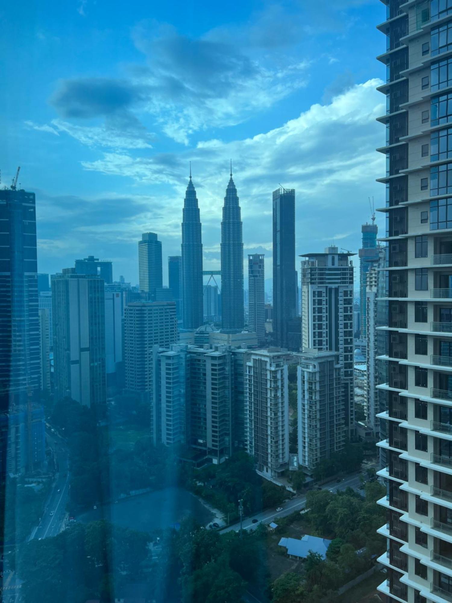 Eaton Residence Klcc Куала Лумпур Екстериор снимка