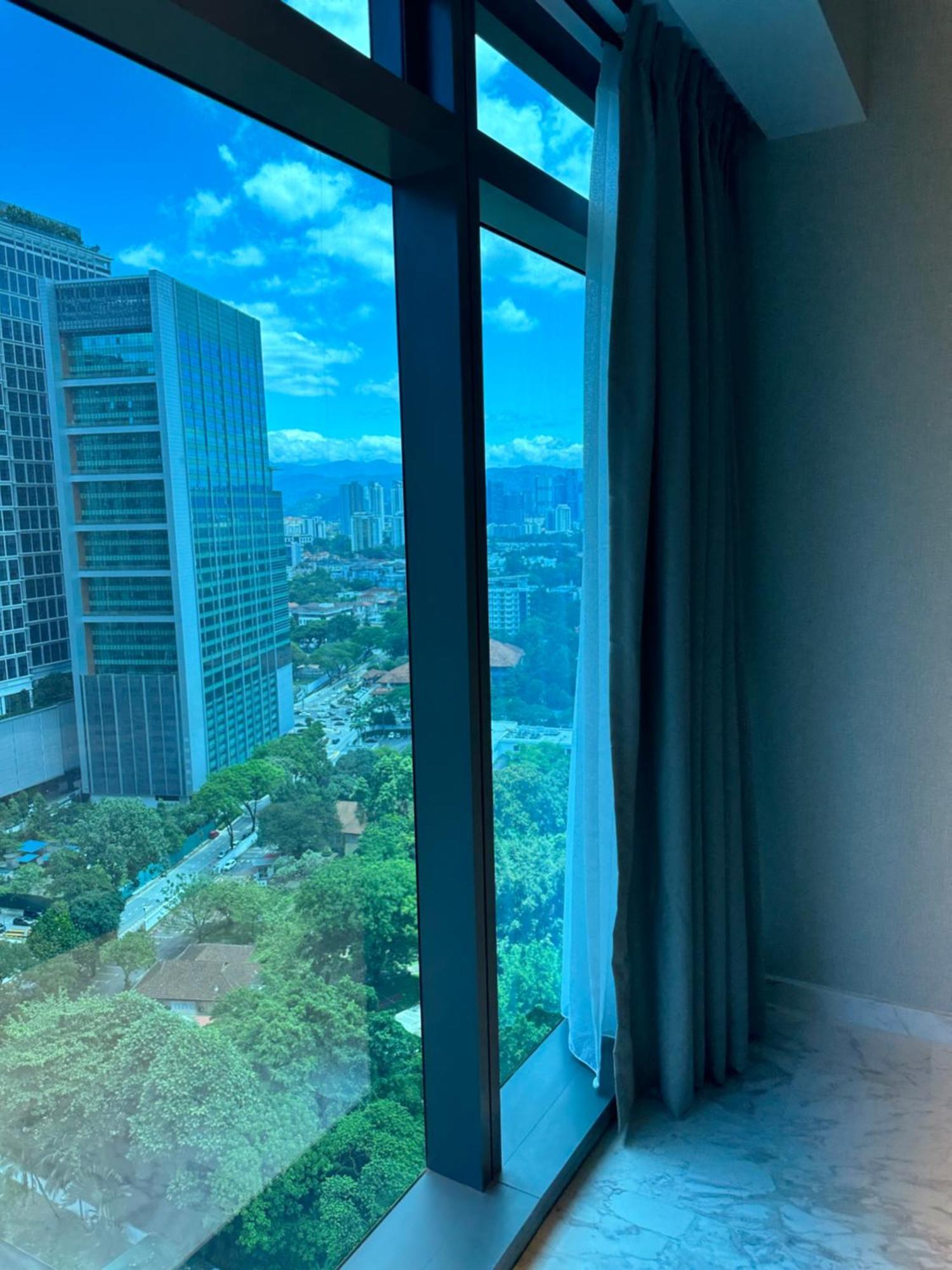 Eaton Residence Klcc Куала Лумпур Екстериор снимка