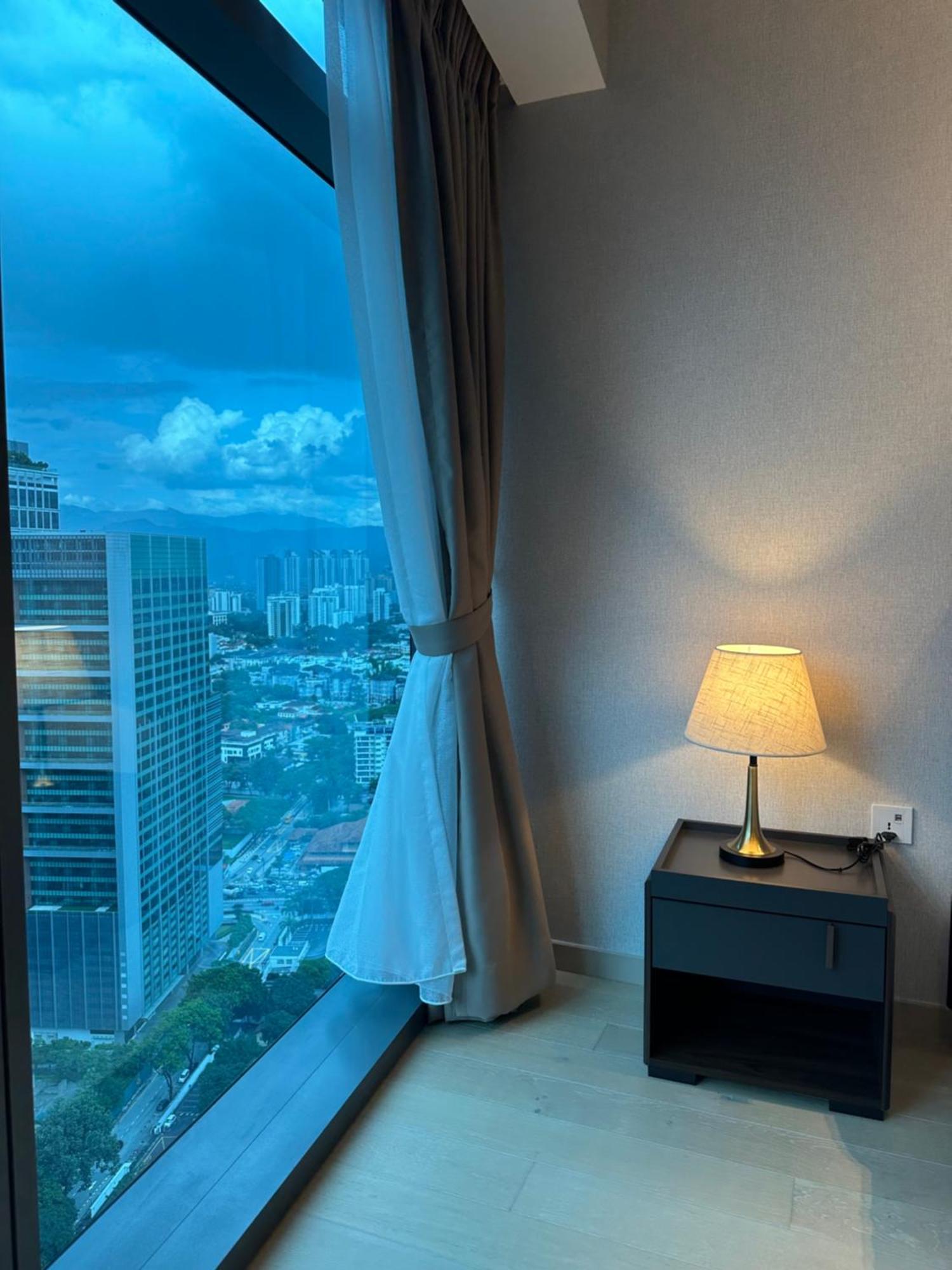 Eaton Residence Klcc Куала Лумпур Екстериор снимка