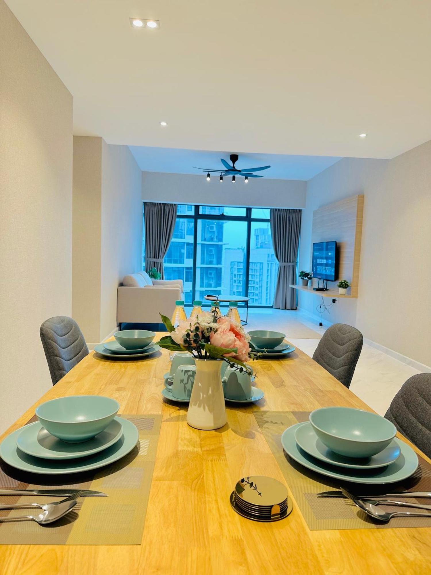 Eaton Residence Klcc Куала Лумпур Екстериор снимка