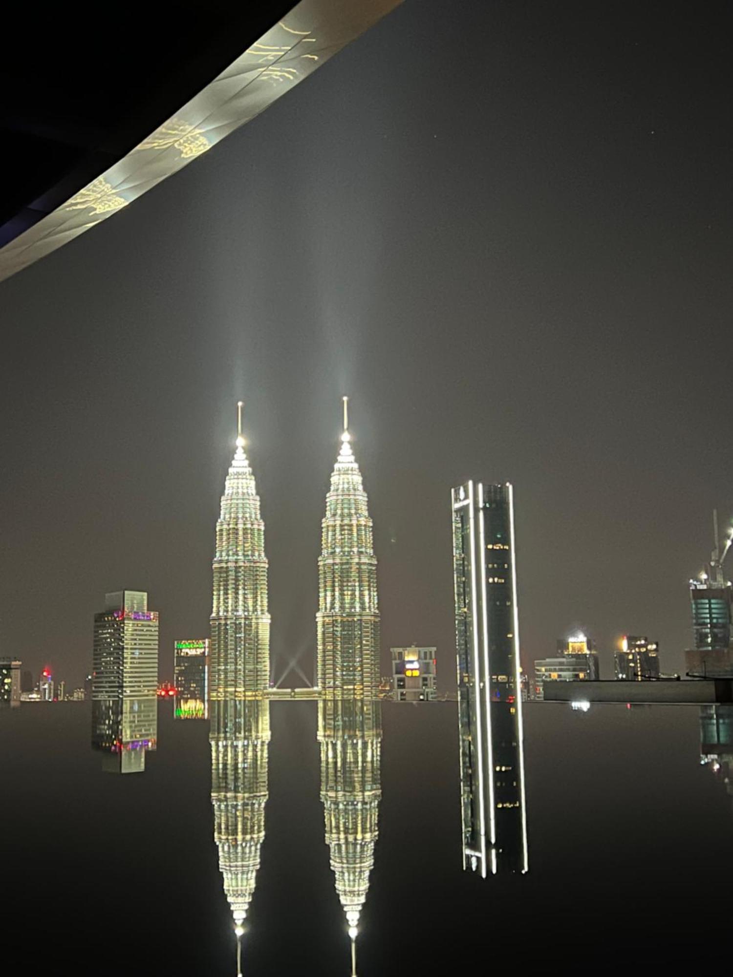 Eaton Residence Klcc Куала Лумпур Екстериор снимка