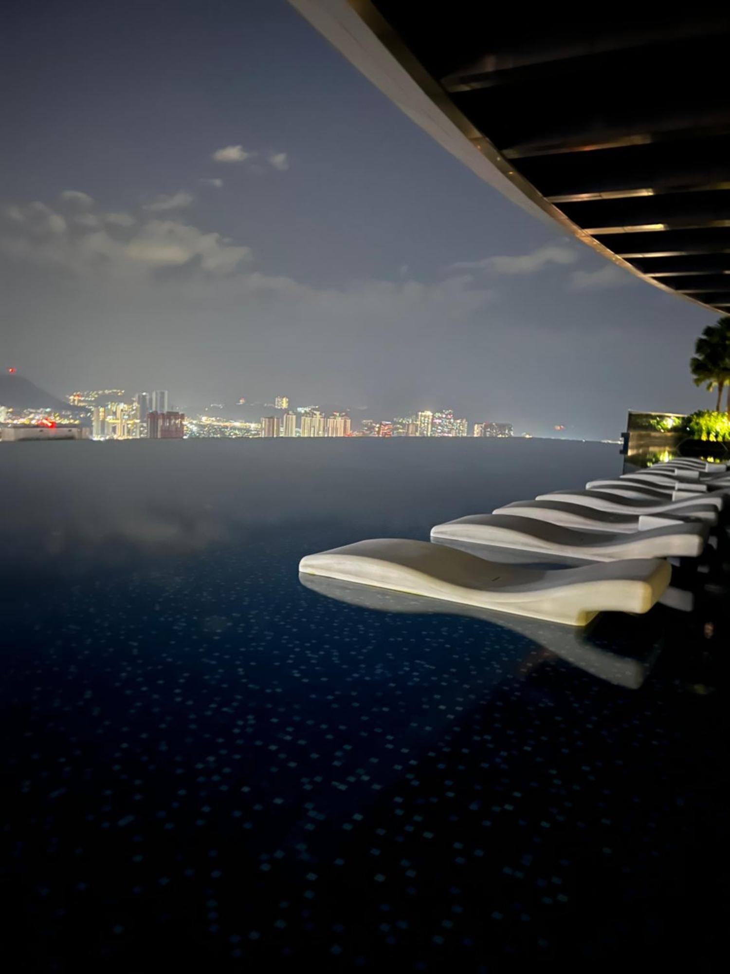 Eaton Residence Klcc Куала Лумпур Екстериор снимка