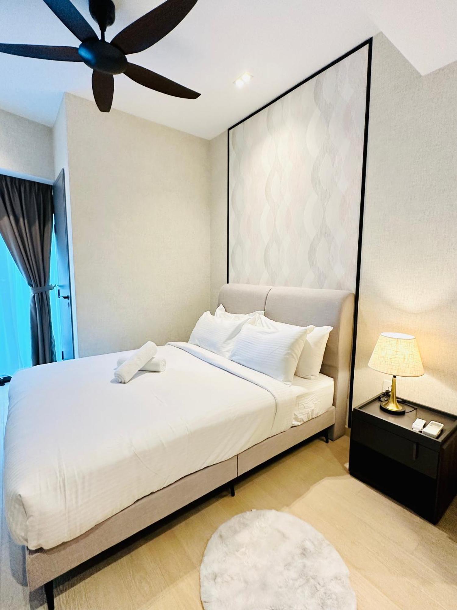 Eaton Residence Klcc Куала Лумпур Екстериор снимка